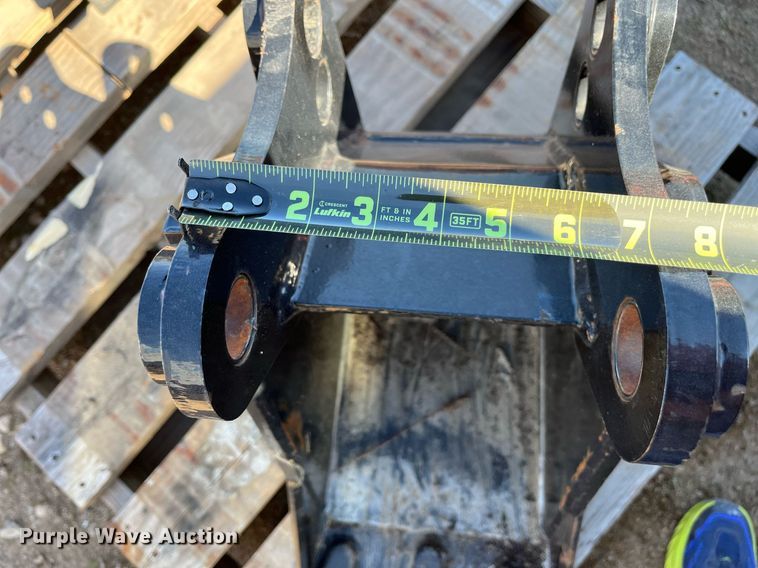 image for item EI0663 Backhoe bucket