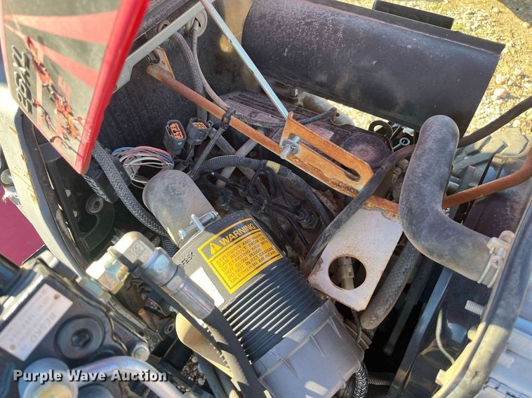 image for item EI0671 2016 Mahindra  Max 26XL MFWD tractor