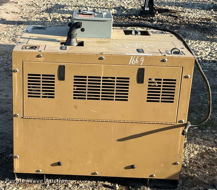 image for item EI0675 Vanair Sentry-335 air compressor