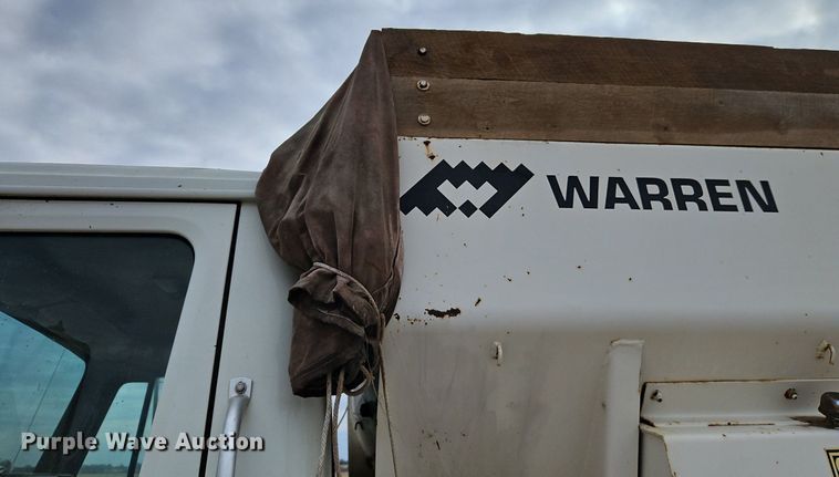 image for item EI3535 1995 International  4900 applicator truck