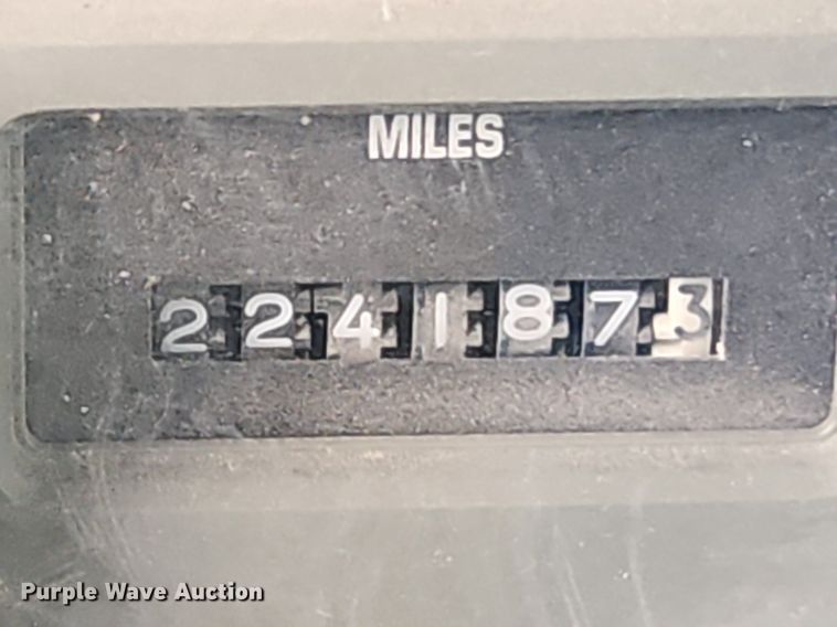 image for item EI3535 1995 International  4900 applicator truck