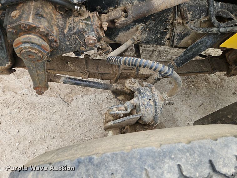 image for item EI3535 1995 International  4900 applicator truck