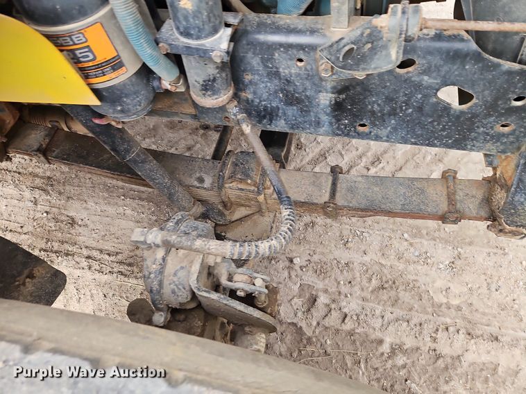 image for item EI3535 1995 International  4900 applicator truck