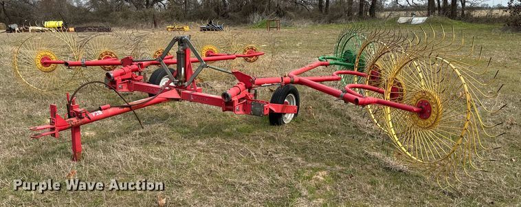 image for item EJ0233 Tonutti RCS10 hay rake