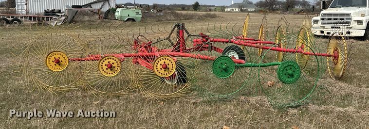 image for item EJ0233 Tonutti RCS10 hay rake