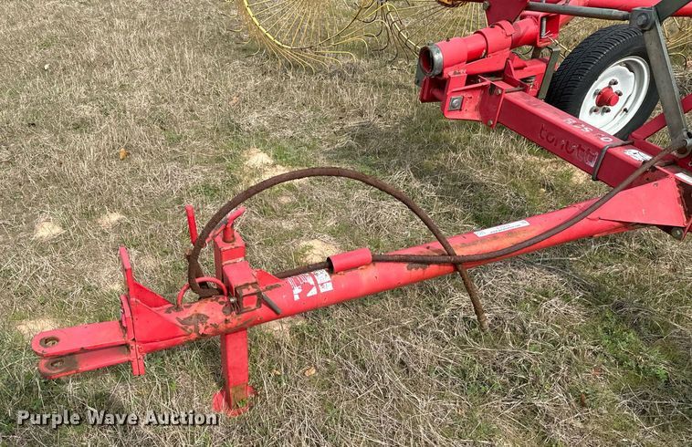 image for item EJ0233 Tonutti RCS10 hay rake