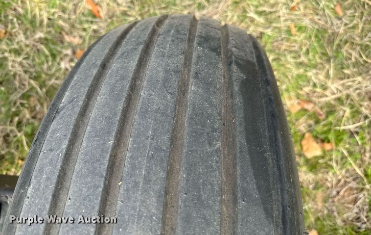 image for item EJ0236 Massey Ferguson  DM 1361 disc mower