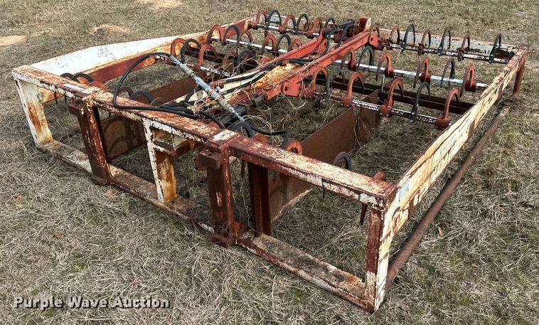 image for item EJ0240 Bale accumulator grapple