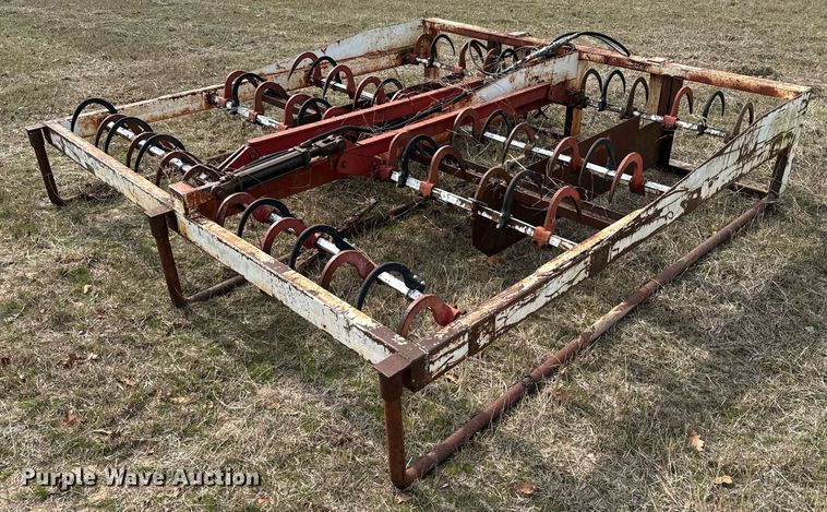 image for item EJ0240 Bale accumulator grapple