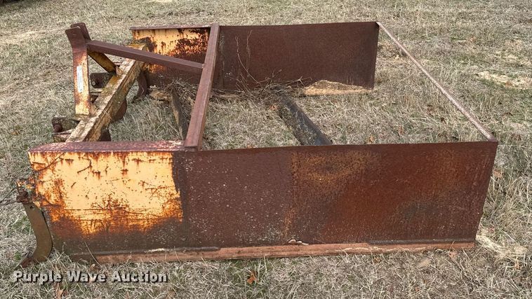 image for item EJ0241 Land leveler