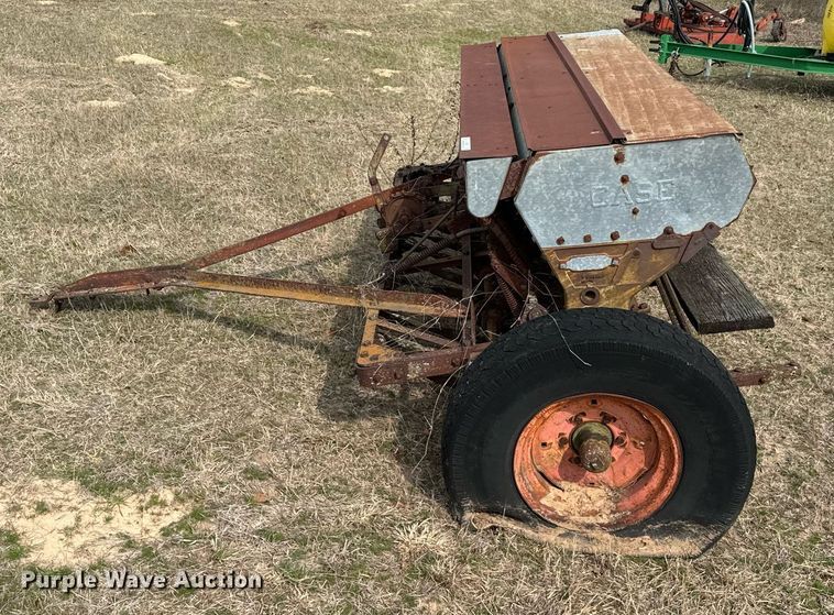 image for item EJ0242 Case 742L seeder