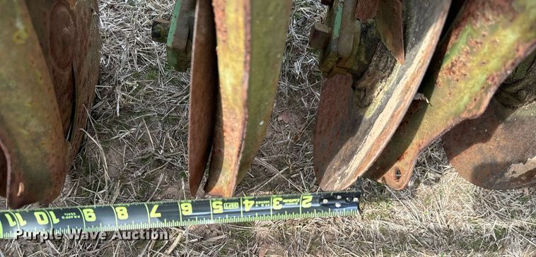 image for item EJ0242 Case 742L seeder