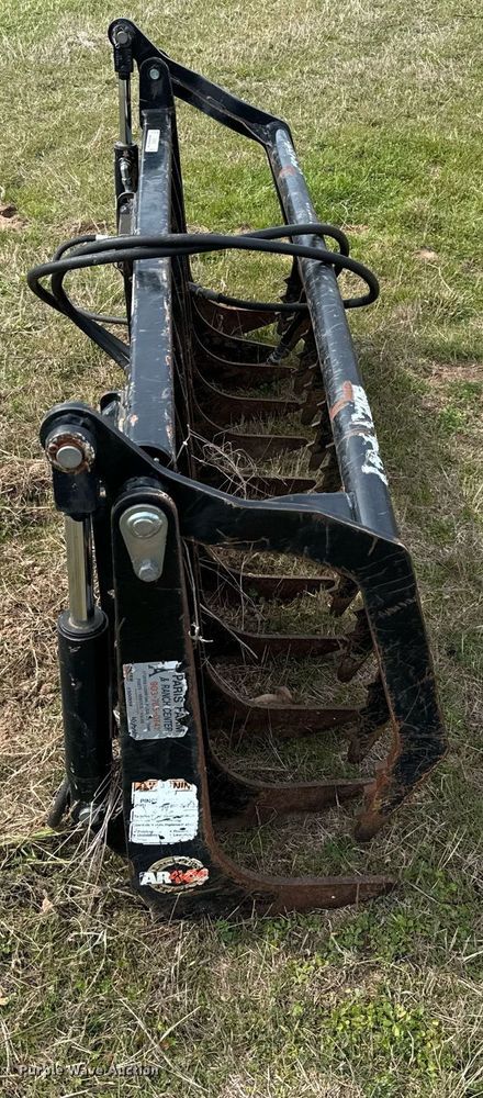 image for item EJ0252 Land Pride skid steer root grapple bucket