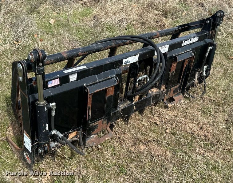 image for item EJ0252 Land Pride skid steer root grapple bucket