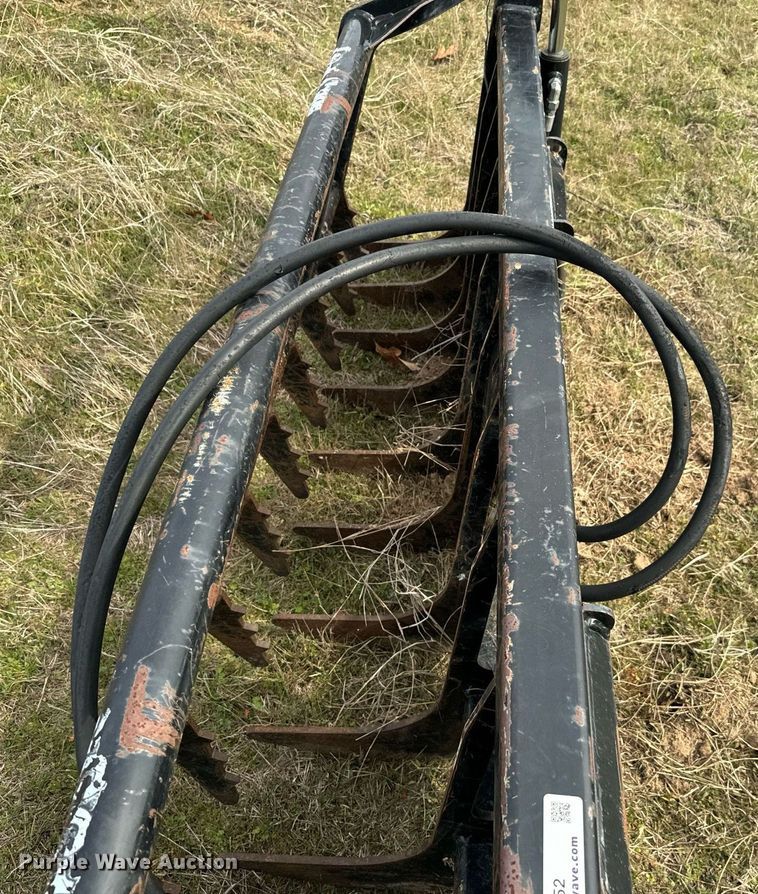 image for item EJ0252 Land Pride skid steer root grapple bucket