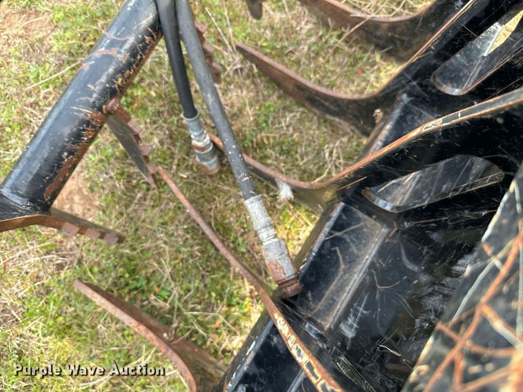 image for item EJ0252 Land Pride skid steer root grapple bucket