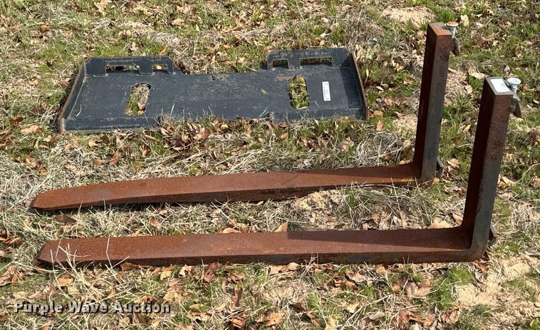 image for item EJ0257 Skid steer forks