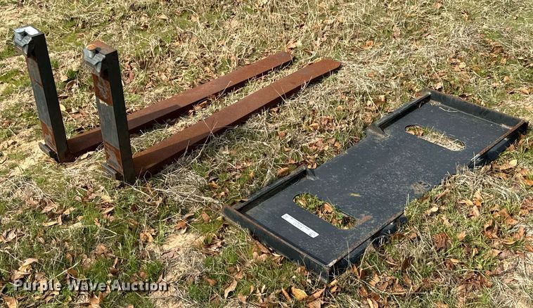 image for item EJ0257 Skid steer forks