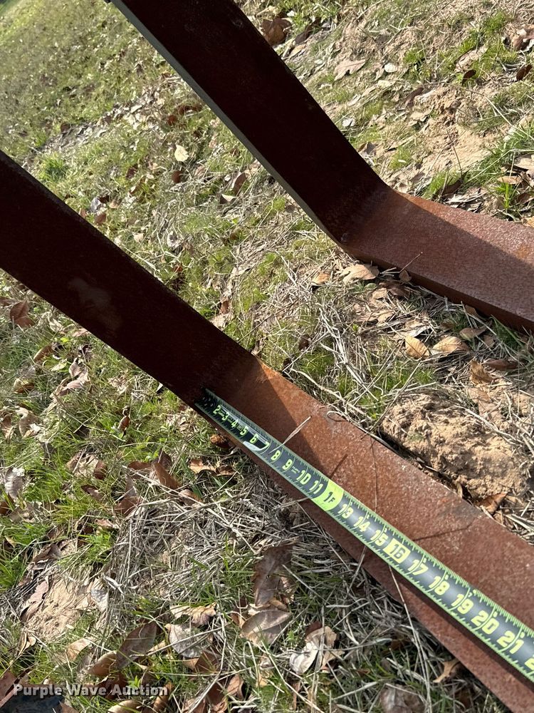 image for item EJ0257 Skid steer forks