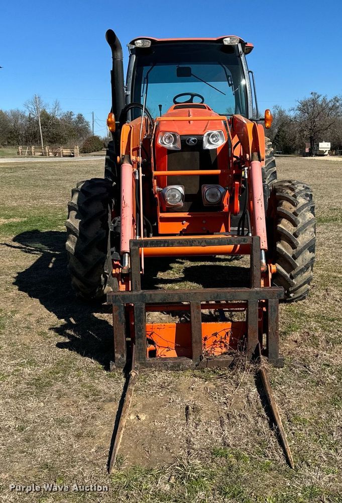 image for item EJ0260 Kubota M126GX MFWD tractor