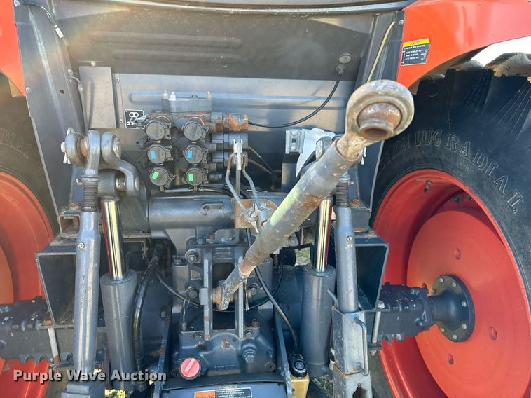 image for item EJ0260 Kubota M126GX MFWD tractor