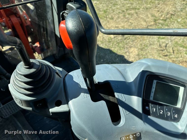 image for item EJ0260 Kubota M126GX MFWD tractor