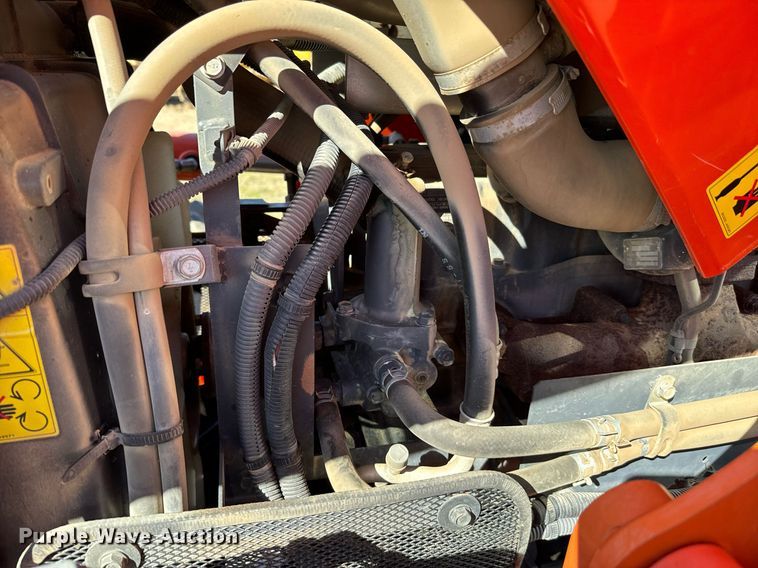 image for item EJ0260 Kubota M126GX MFWD tractor