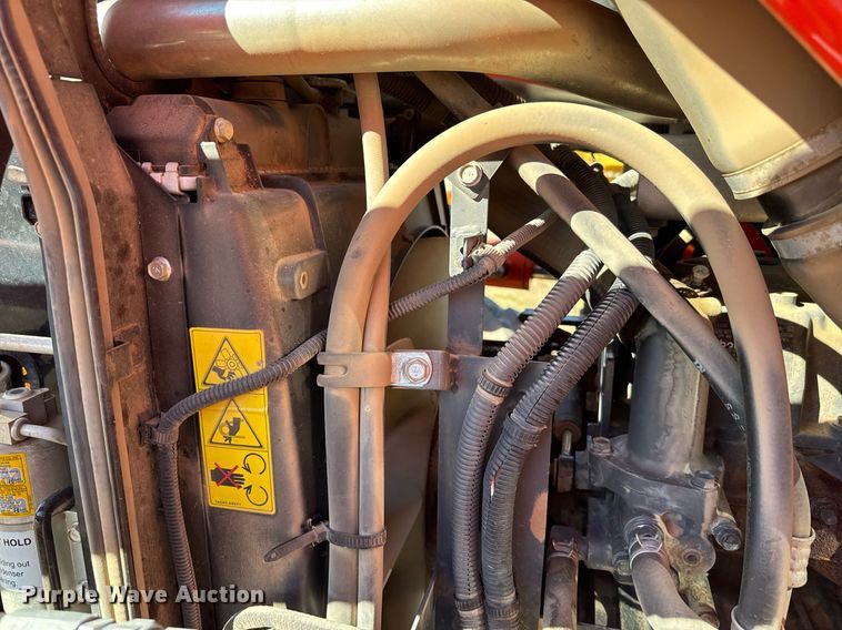 image for item EJ0260 Kubota M126GX MFWD tractor