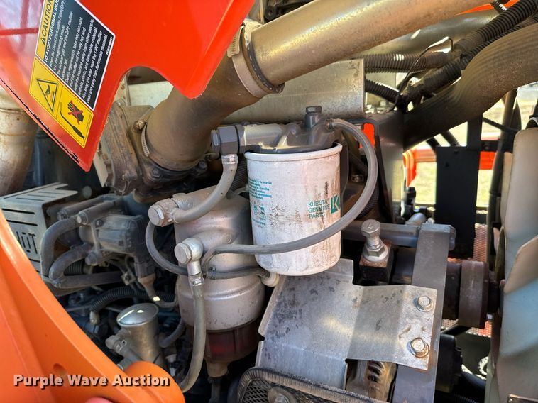 image for item EJ0260 Kubota M126GX MFWD tractor