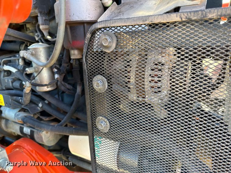 image for item EJ0260 Kubota M126GX MFWD tractor