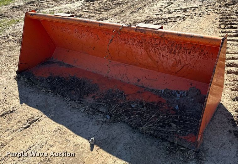 image for item EJ0260 Kubota M126GX MFWD tractor