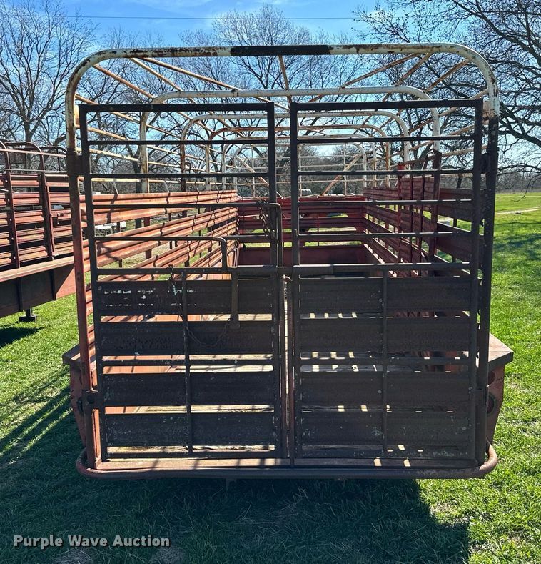 image for item EJ0263 Livestock trailer