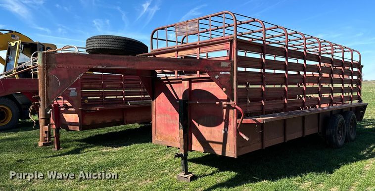 image for item EJ0264 WW livestock trailer