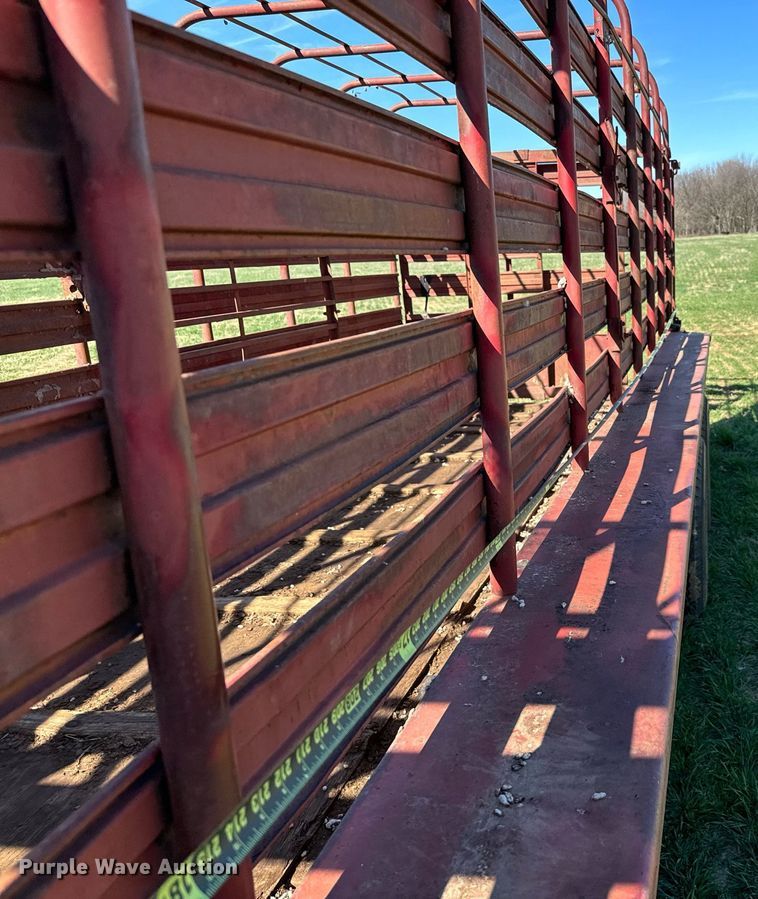 image for item EJ0264 WW livestock trailer