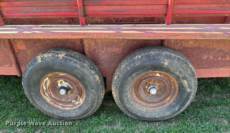image for item EJ0264 WW livestock trailer