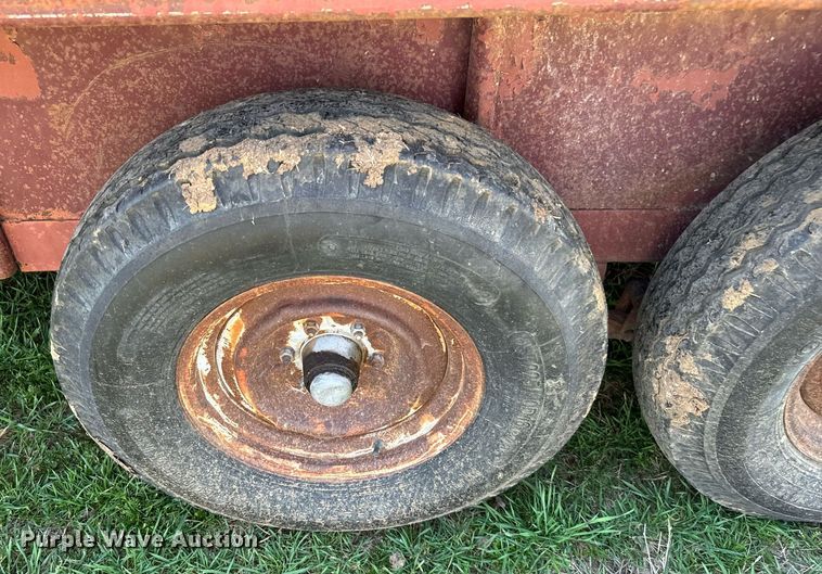 image for item EJ0264 WW livestock trailer
