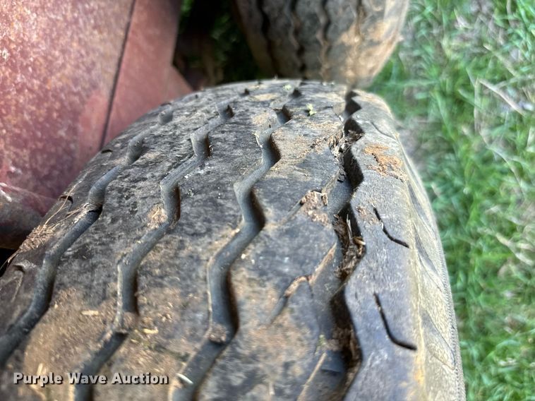 image for item EJ0264 WW livestock trailer