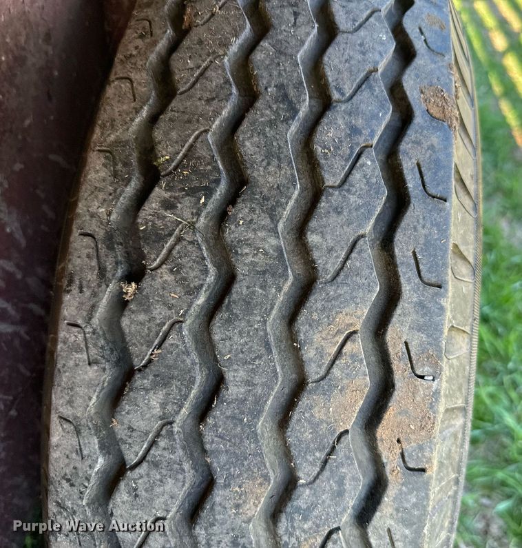 image for item EJ0264 WW livestock trailer