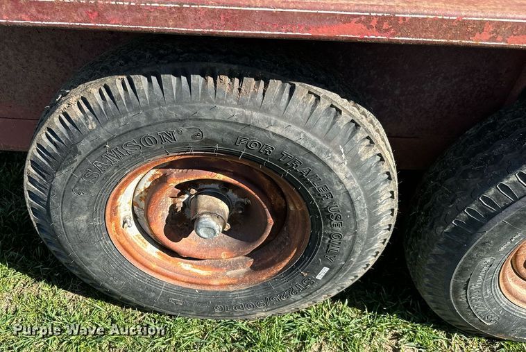 image for item EJ0264 WW livestock trailer
