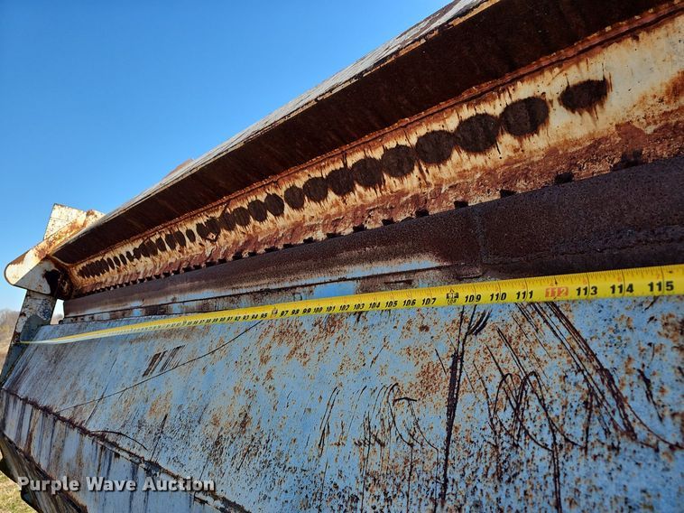 image for item EJ5904 Bale slicer 