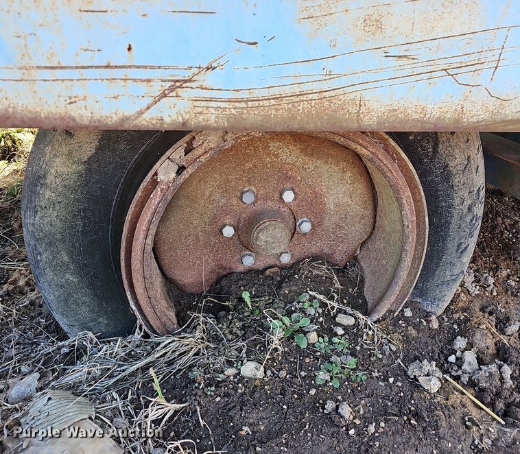 image for item EJ5904 Bale slicer 