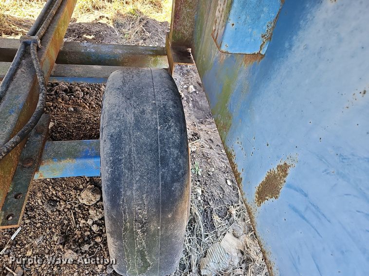 image for item EJ5904 Bale slicer 