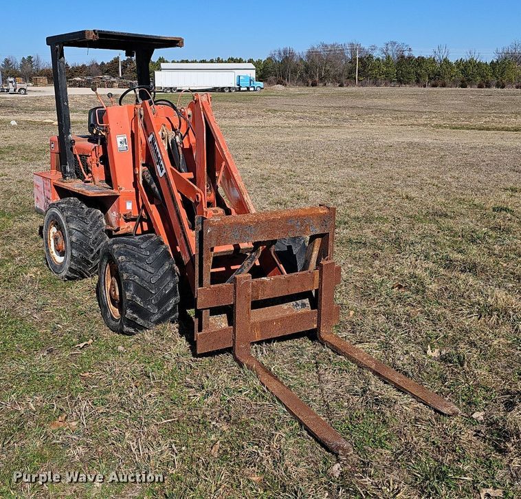 image for item EJ5908 Willmar Wrangler wheel loader