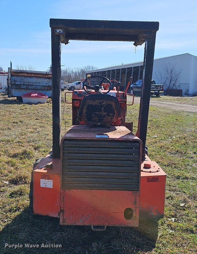 image for item EJ5908 Willmar Wrangler wheel loader