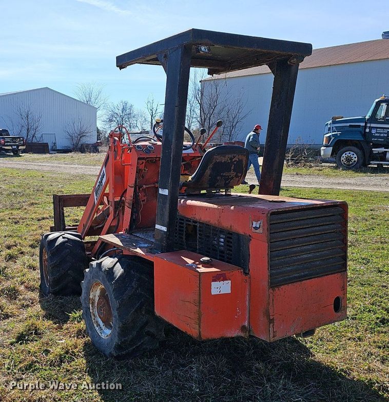 image for item EJ5908 Willmar Wrangler wheel loader