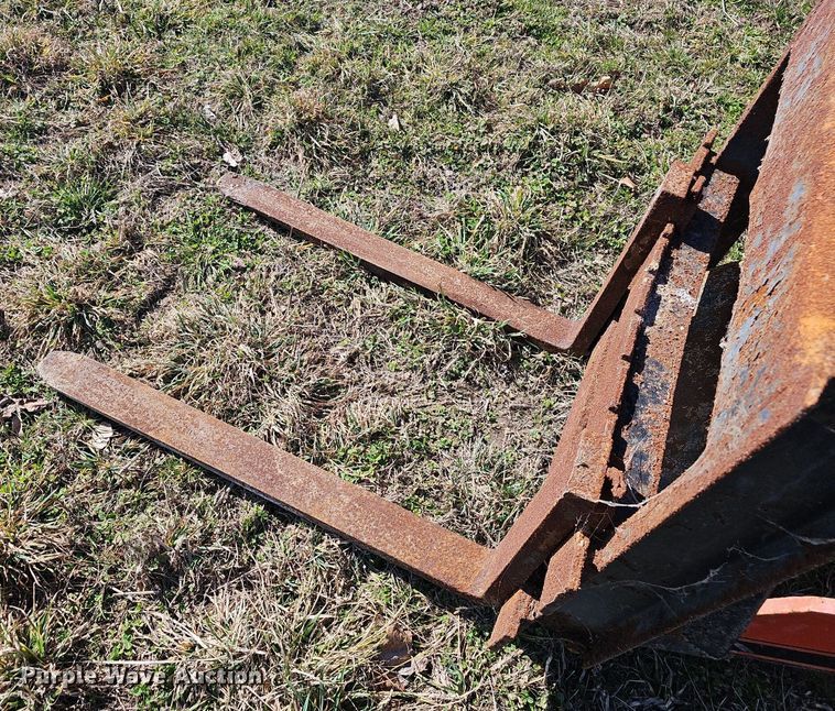 image for item EJ5908 Willmar Wrangler wheel loader