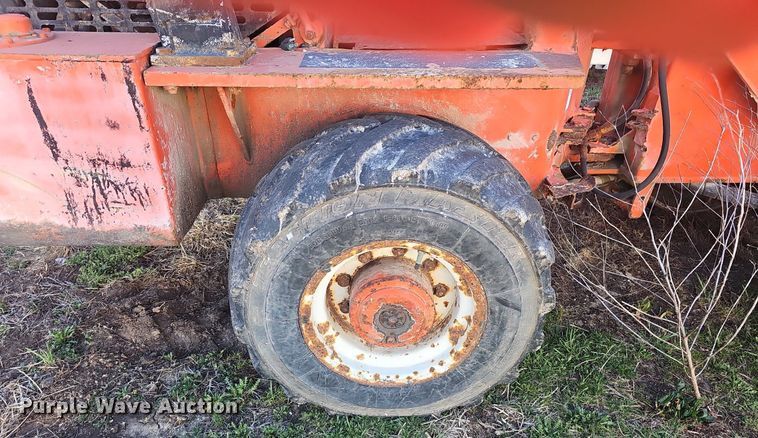 image for item EJ5908 Willmar Wrangler wheel loader