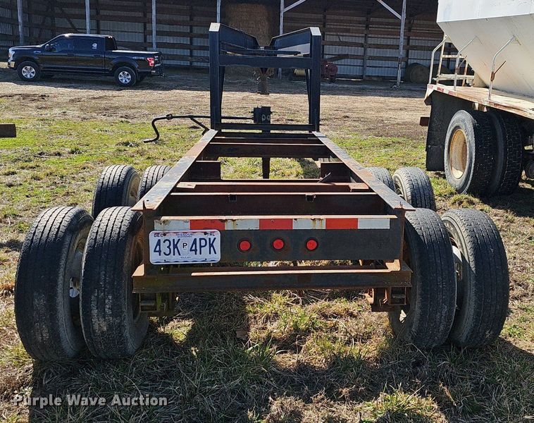 image for item EJ5914 2016 Bales Fabrication BF10T equipment trailer