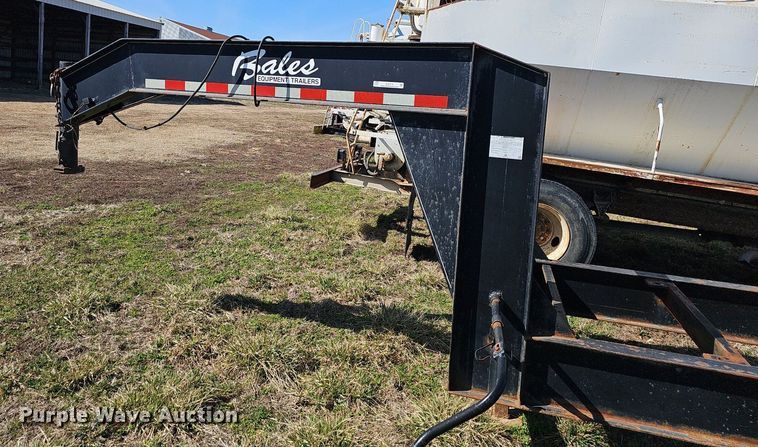 image for item EJ5914 2016 Bales Fabrication BF10T equipment trailer