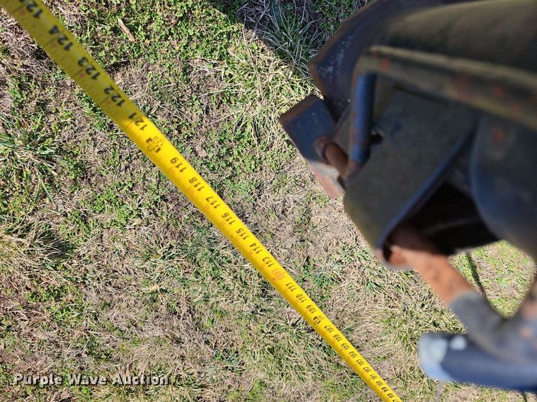 image for item EJ5914 2016 Bales Fabrication BF10T equipment trailer